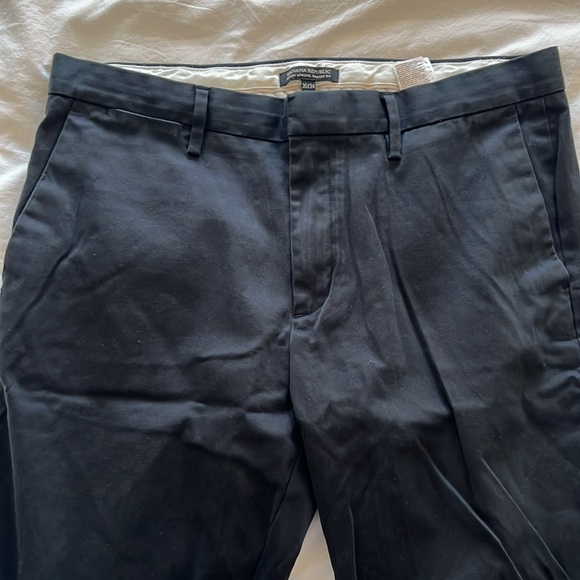 Banana Republic Athletic Rapid Movement Chino - Picture 4 of 8